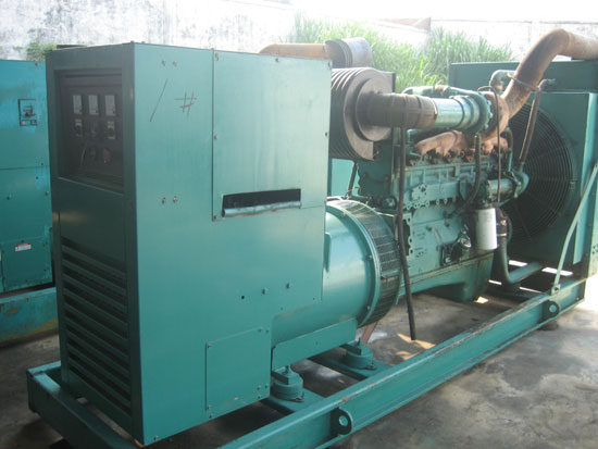 晴隆租赁发电机- 发电机碳刷磨损的原因是什么