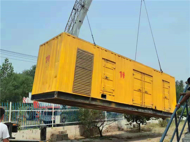 晴隆300KW柴油发电机组油耗是多少？