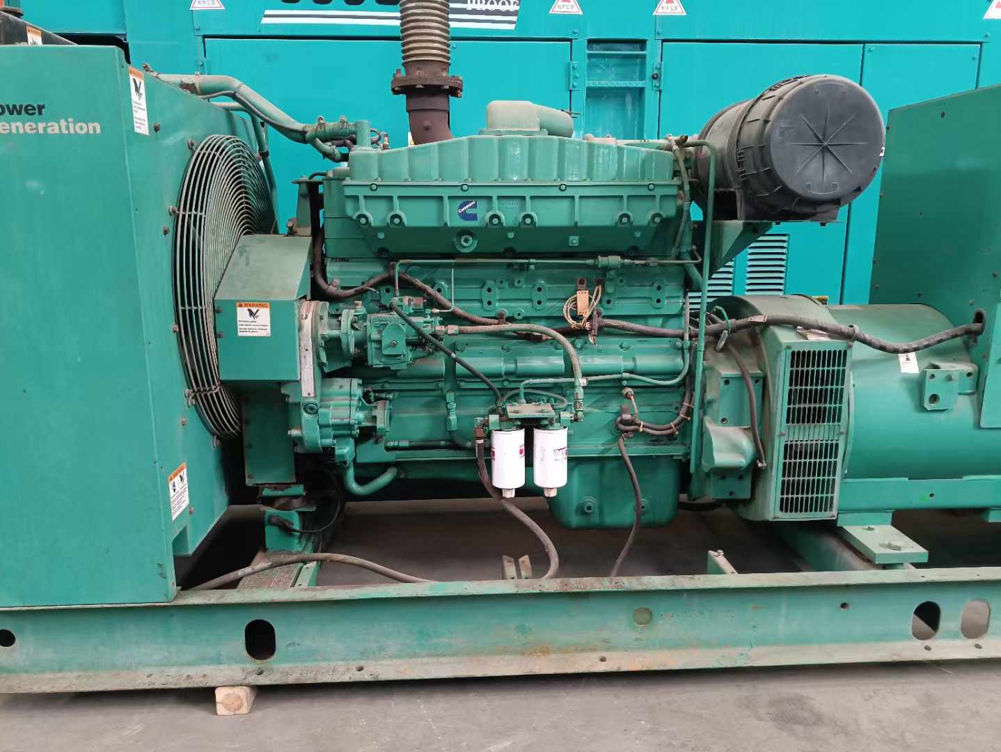 晴隆过载会对 600kW 柴油发电机组造成哪些损害？