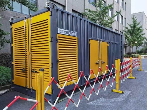 晴隆如何使用转速表检查发动机的转速？